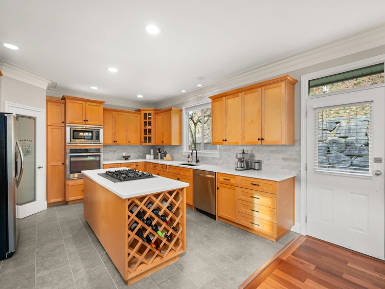 35361 Kinloch Place, Abbotsford, BC, V3G 3A8 - 15