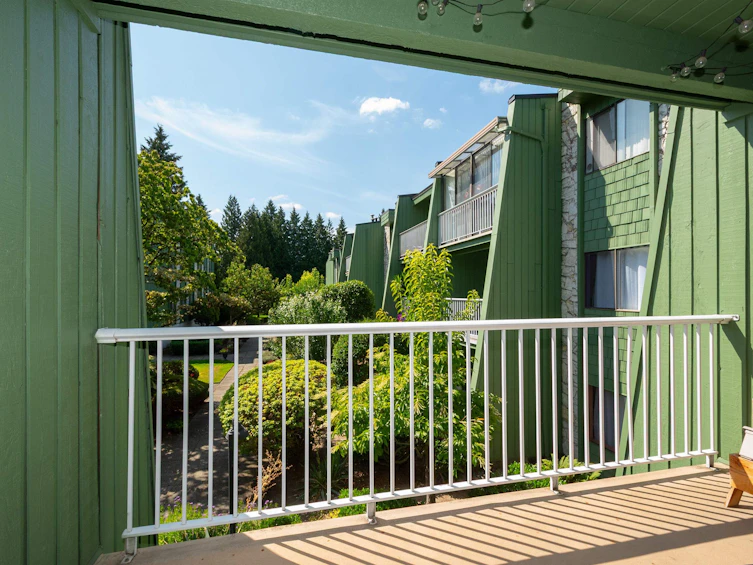 207-9202 Horne Street, Burnaby, BC, V3N 4K2 - 8