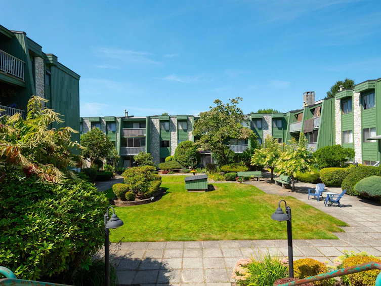 207-9202 Horne Street, Burnaby, BC, V3N 4K2 - 34