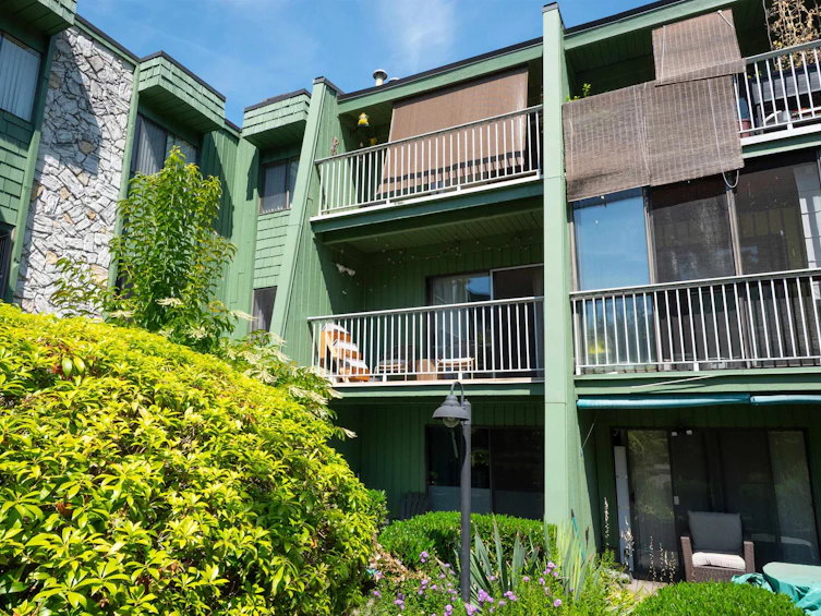 207-9202 Horne Street, Burnaby, BC, V3N 4K2 - 32