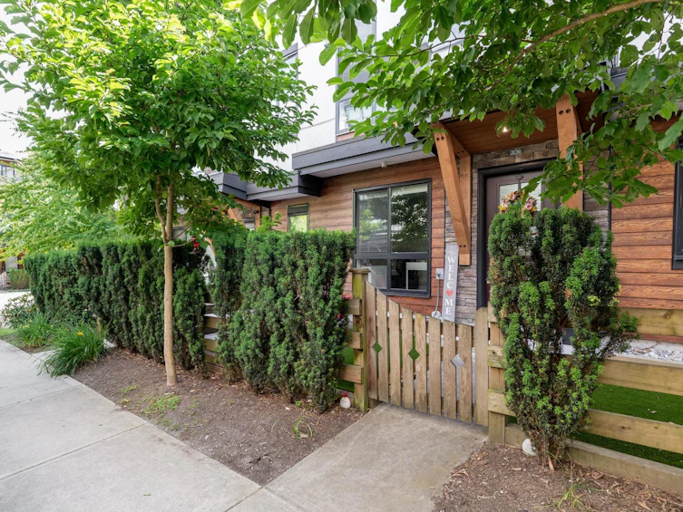 209-16488 64 Avenue, Surrey, BC, V3S 6X6 - 4