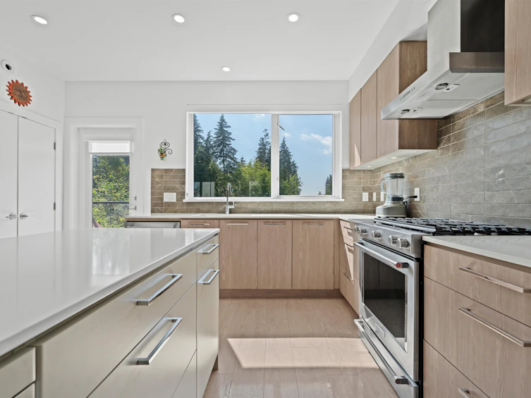 54-3597 Malsum Drive, North Vancouver, BC, V7G 0B2 - 6