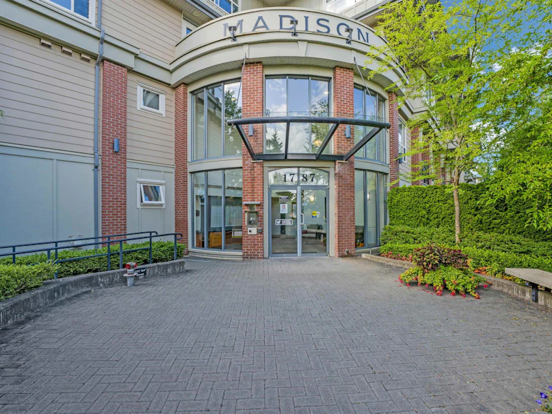 203 - 1787 154th Street, Surrey BC V4A 4S1