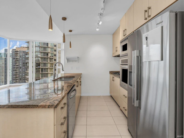 1905-1211 Melville Street, Vancouver, BC, V6E 0A7 - 11