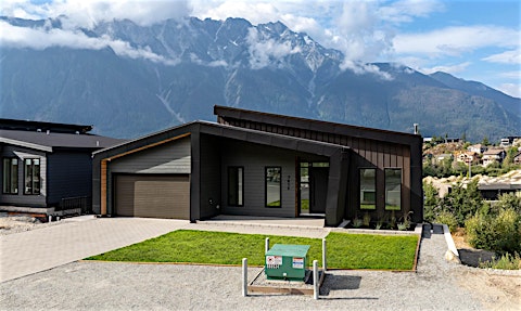 7639 Seven O'clock Drive, Pemberton, BC, V0N 2L3