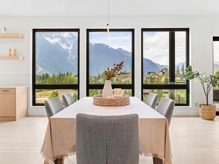 7639 Seven O'clock Drive, Pemberton, BC, V0N 2L3 - 7