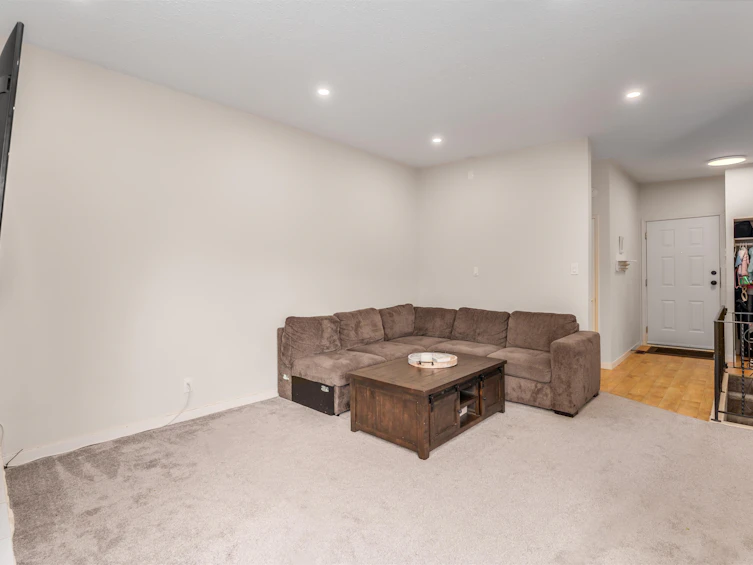 34777 Mt Blanchard Drive, Abbotsford, BC, V2S 2Y2 - 10
