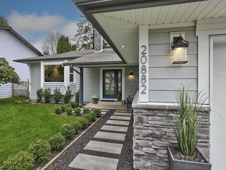 20882 Alpine Crescent, Maple Ridge, BC, V4R 2M3 - 2