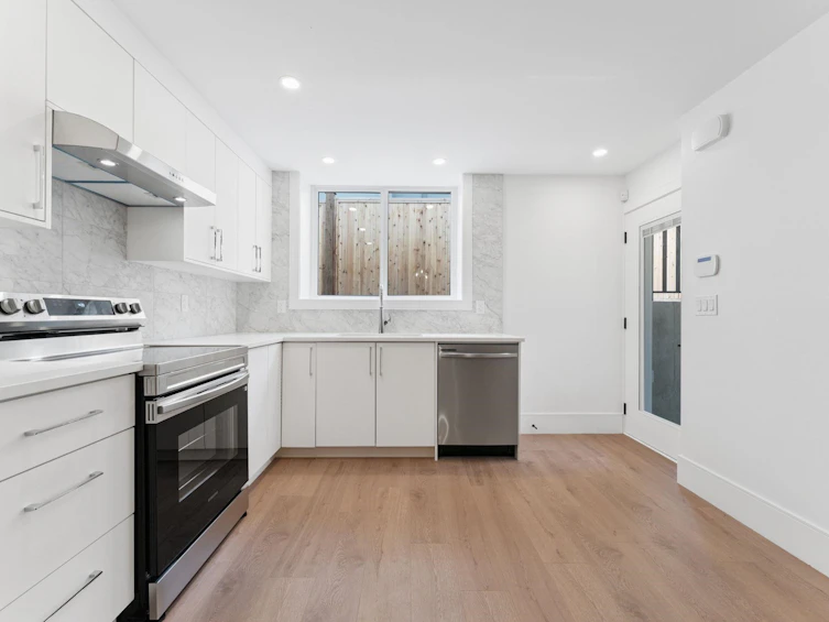 3-6649 Heather Street, Vancouver, BC, V6P 3P3 - 36