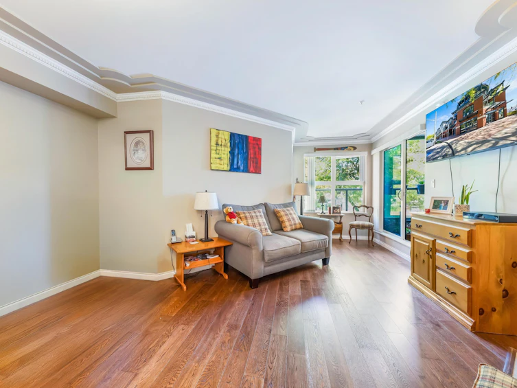 303-15210 Pacific Avenue, Surrey, BC, V4B 5L2 - 12