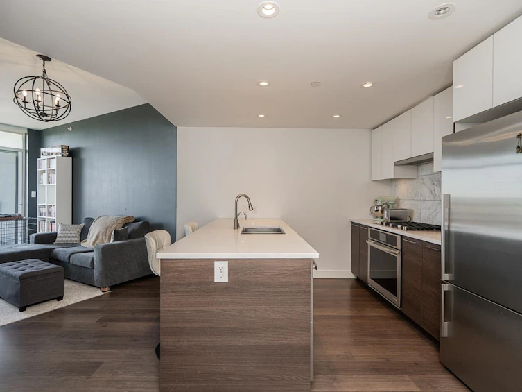 1011-3557 Sawmill Crescent, Vancouver, BC, V5S 0E2 - 10