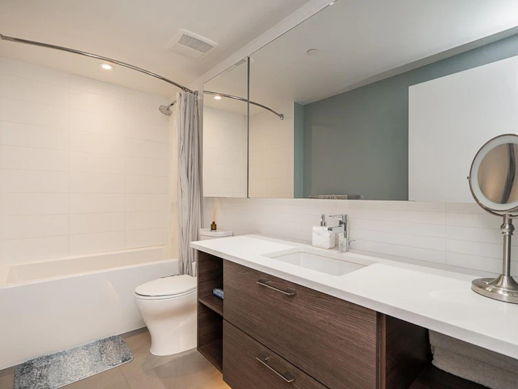 1011-3557 Sawmill Crescent, Vancouver, BC, V5S 0E2 - 16