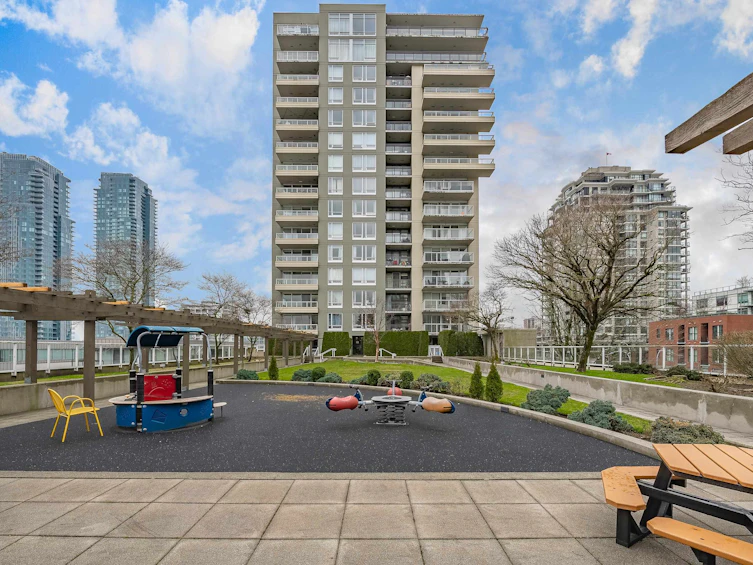 503-39 Sixth Street, New Westminster, BC, V3L 0B3 - 26