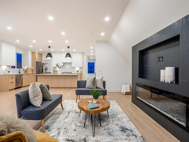 855 Lee Street, Surrey, BC, V4B 4N7 - 8