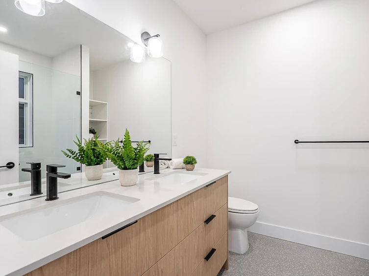 855 Lee Street, Surrey, BC, V4B 4N7 - 16