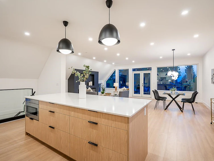855 Lee Street, Surrey, BC, V4B 4N7 - 5