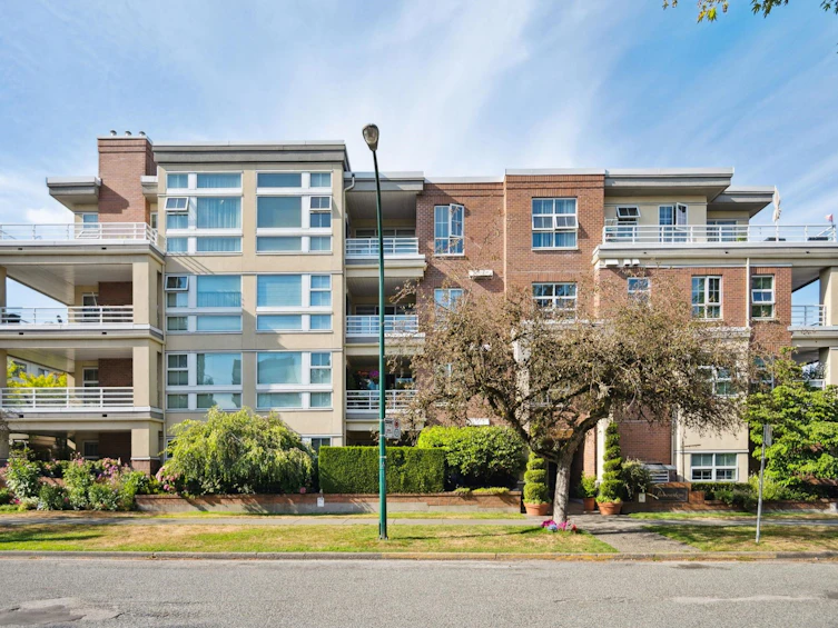203-2105 W 42nd Avenue, Vancouver, BC, V6M 2B7 - 28