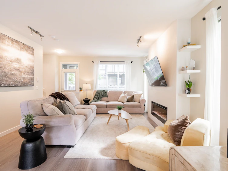91-3500 Burke Village Promenade, Coquitlam, BC, V3E 0N2 - 7