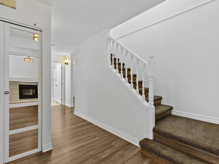 32749 Charnley Drive, Mission, BC, V2V 2N4 - 3