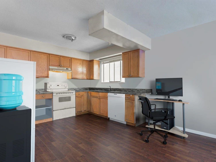 8547 Mccutcheon Avenue, Chilliwack, BC, V2P 7L3 - 23