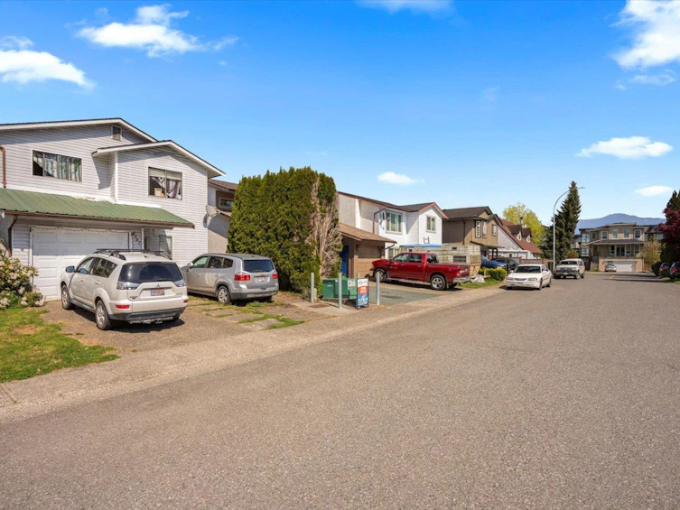 8547 Mccutcheon Avenue, Chilliwack, BC, V2P 7L3 - 3