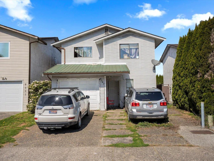 8547 Mccutcheon Avenue, Chilliwack, BC, V2P 7L3