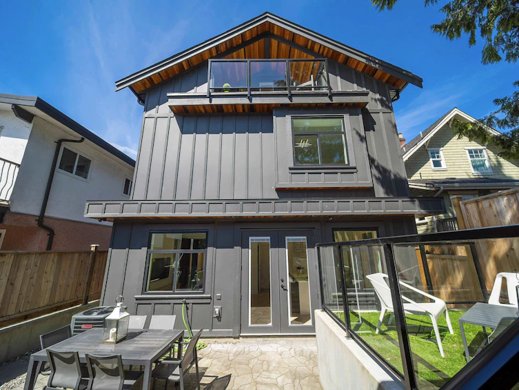 1710 E 35th Avenue, Vancouver, BC, V5P 1B4 - 32