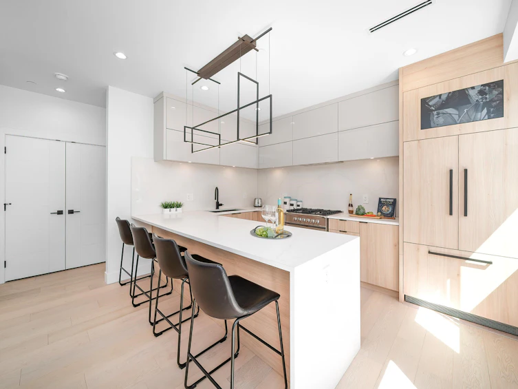 1710 E 35th Avenue, Vancouver, BC, V5P 1B4 - 5