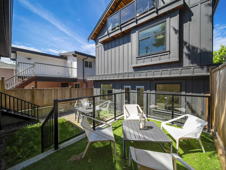 1710 E 35th Avenue, Vancouver, BC, V5P 1B4 - 31