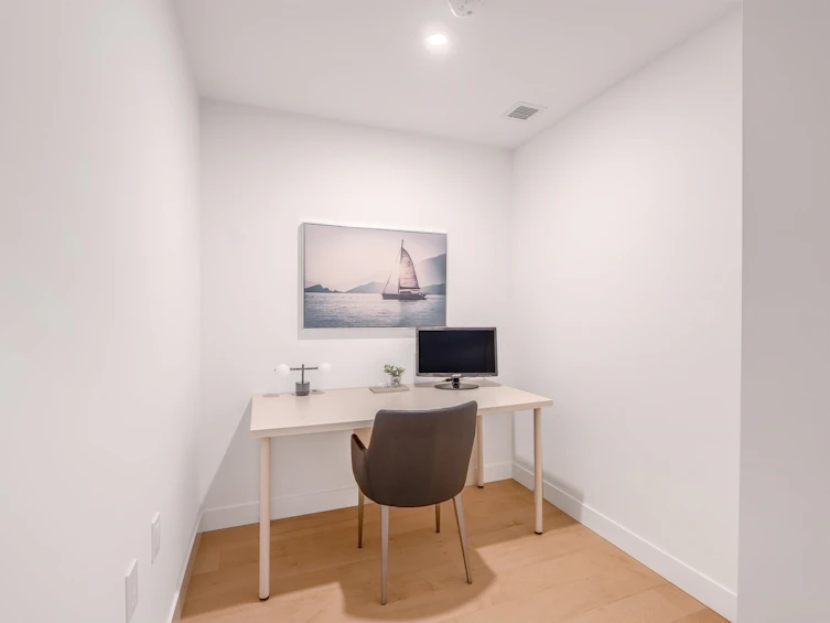 514-135 E 13th Street, North Vancouver, BC, V7L 0J8 - 9