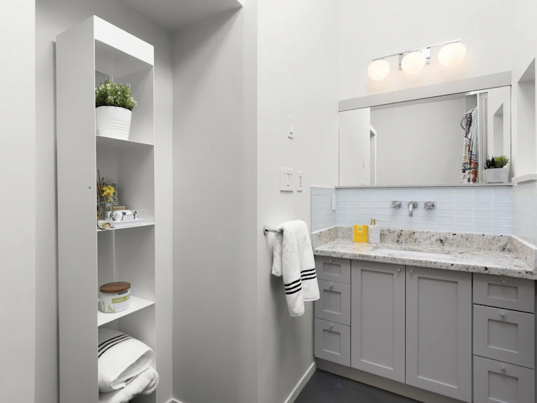 1601 E 4th Avenue, Vancouver, BC, V5N 1J7 - 20
