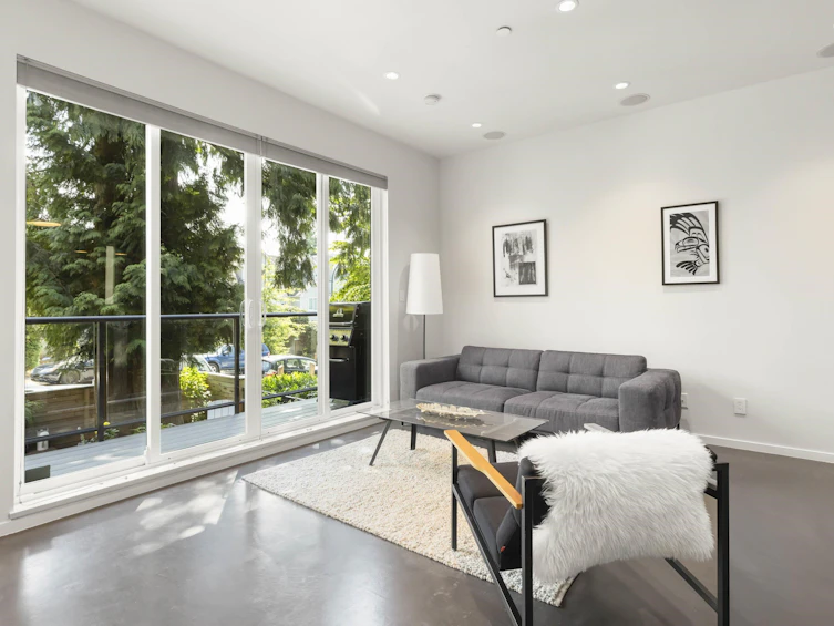 1601 E 4th Avenue, Vancouver, BC, V5N 1J7 - 4