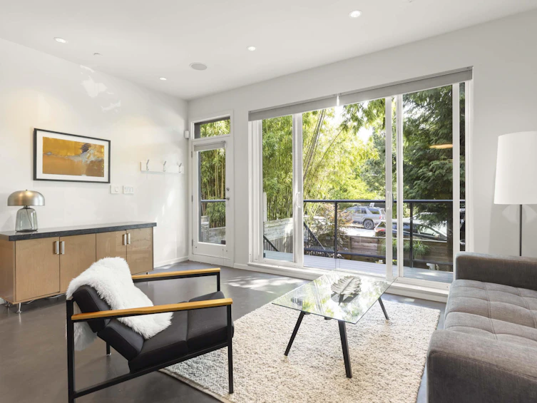 1601 E 4th Avenue, Vancouver, BC, V5N 1J7 - 5