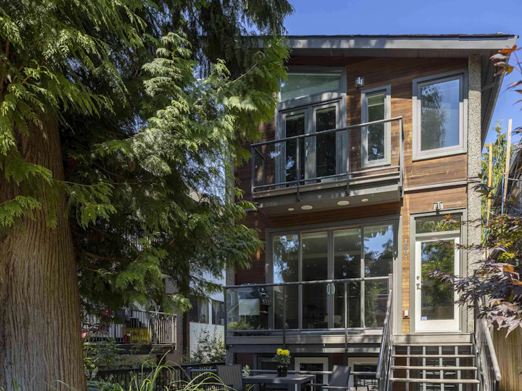1601 E 4th Avenue, Vancouver, BC, V5N 1J7 - 22