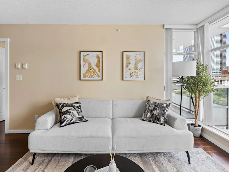 1102-2289 Yukon Crescent, Burnaby, BC, V5C 0B2 - 7