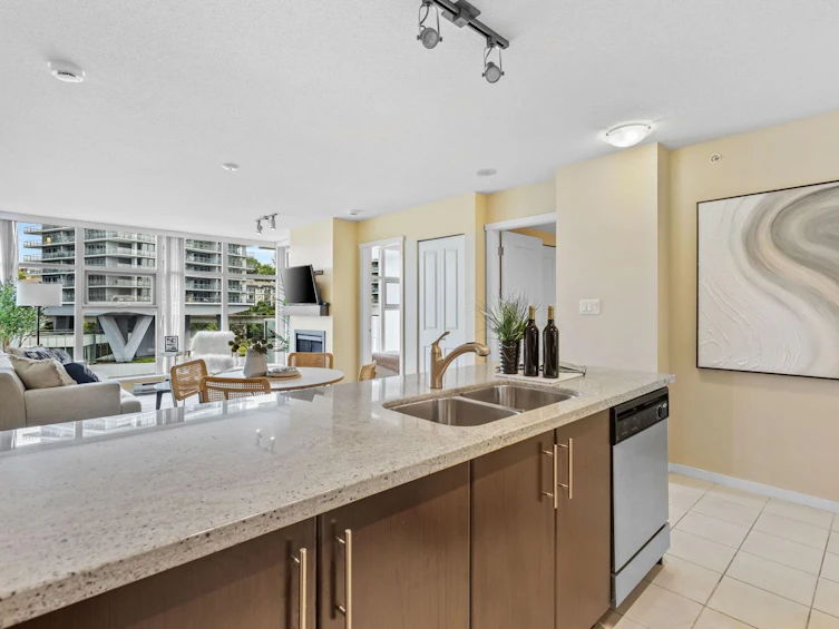 1102-2289 Yukon Crescent, Burnaby, BC, V5C 0B2 - 15