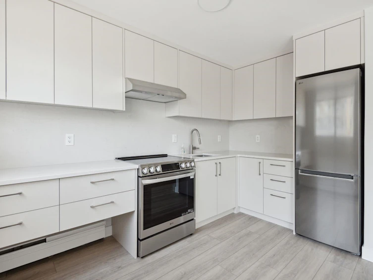 306-145 St. Georges Avenue, North Vancouver, BC, V7L 3G8 - 12