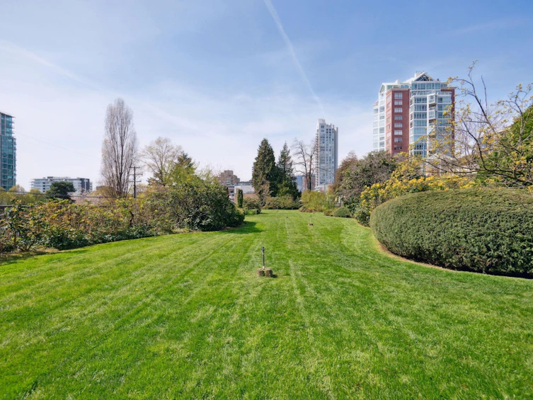 306-145 St. Georges Avenue, North Vancouver, BC, V7L 3G8 - 23
