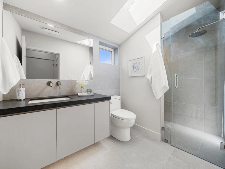 2-638 E 46th Avenue, Vancouver, BC, V5W 2A3 - 6