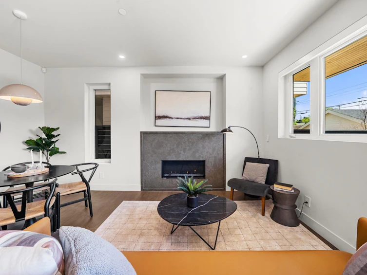 2-638 E 46th Avenue, Vancouver, BC, V5W 2A3 - 2