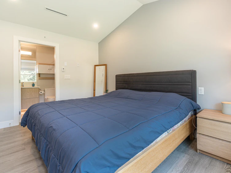 11-933 Premier Street, North Vancouver, BC, V7J 0E4 - 17