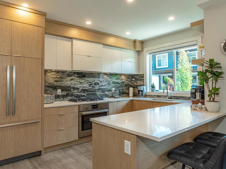 11-933 Premier Street, North Vancouver, BC, V7J 0E4 - 7