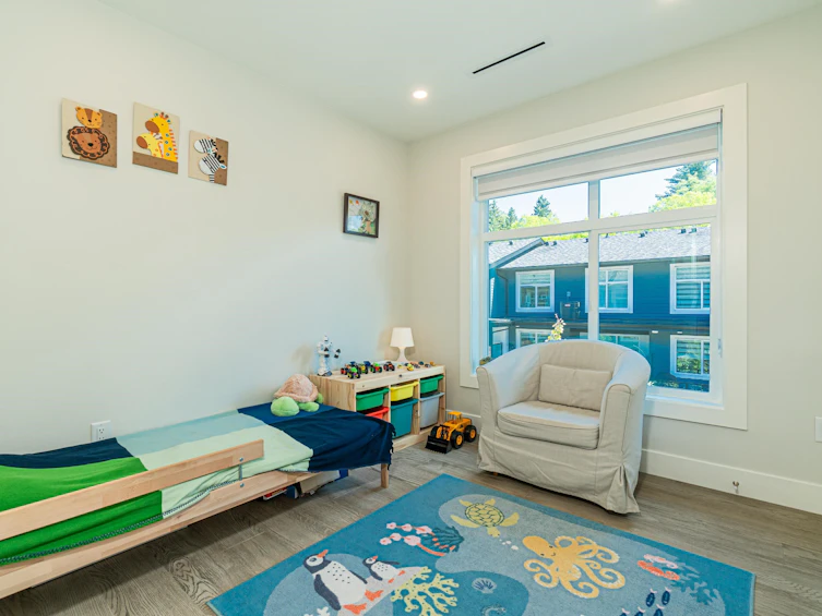 11-933 Premier Street, North Vancouver, BC, V7J 0E4 - 23