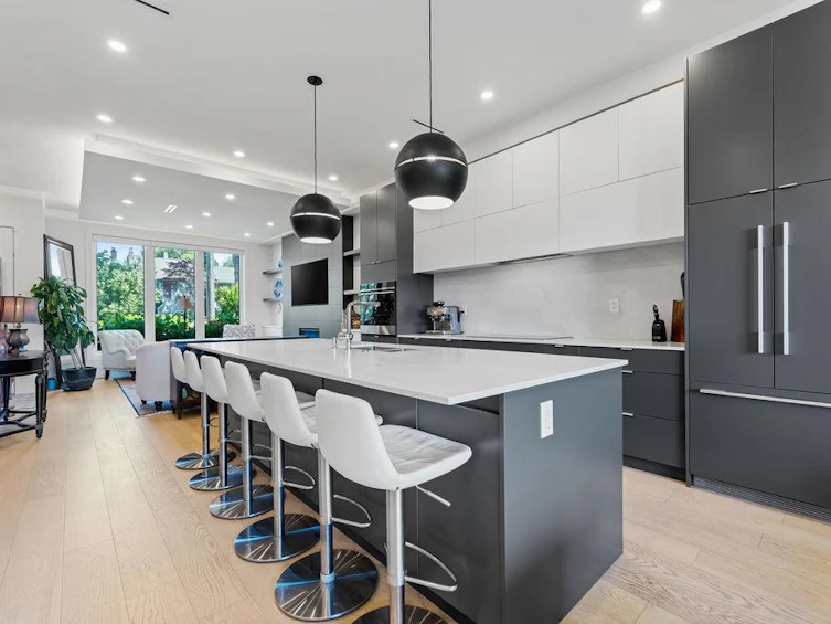 609 E 4th Street, North Vancouver, BC, V7L 1J9 - 3