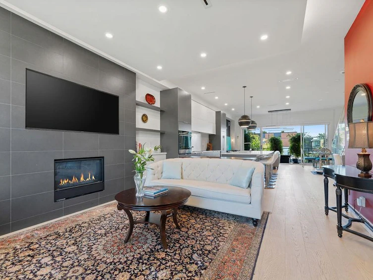609 E 4th Street, North Vancouver, BC, V7L 1J9 - 11