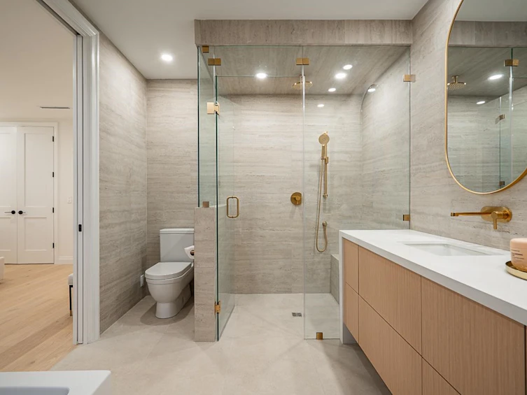 4064 Pender Street, Burnaby, BC, V5C 2L8 - 9