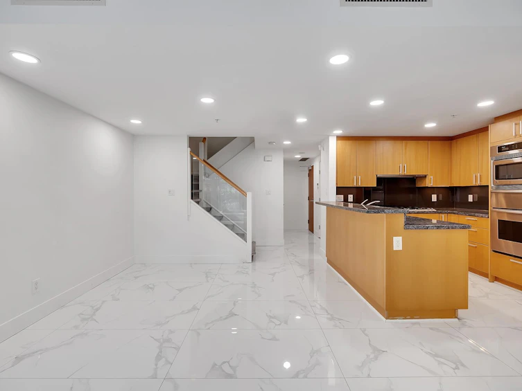 TH31-1277 W Cordova Street, Vancouver, BC, V6C 3P9 - 20