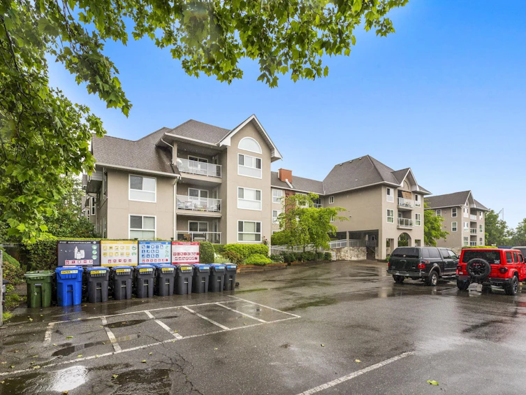 109-19835 64 Avenue, Langley, BC, V2Y 1L8 - 2