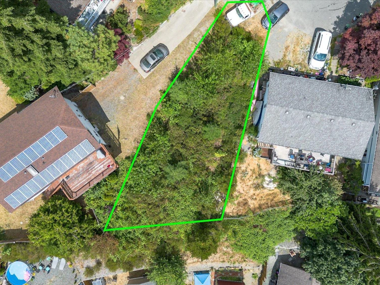 350 Carnell Drive, Lake Cowichan, BC, V0R 2G1 - 12
