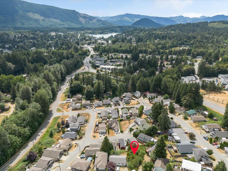 350 Carnell Drive, Lake Cowichan, BC, V0R 2G1 - 17